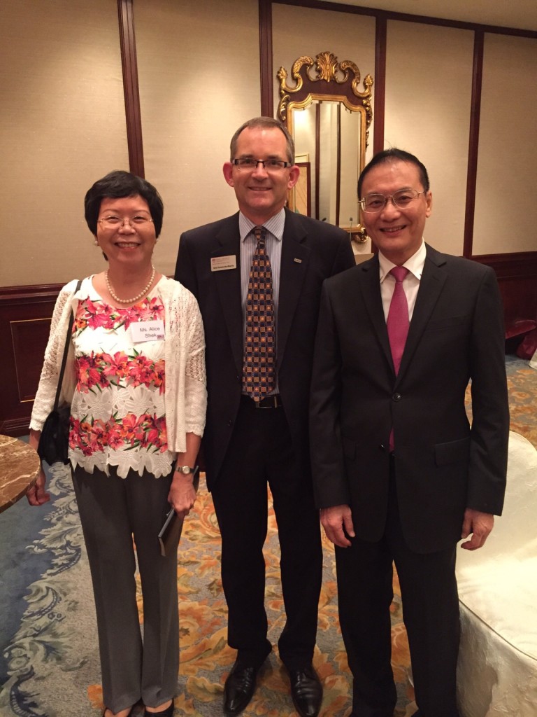Ms Alice Tam, Dr Summerby-Murray and Mr. William Lau